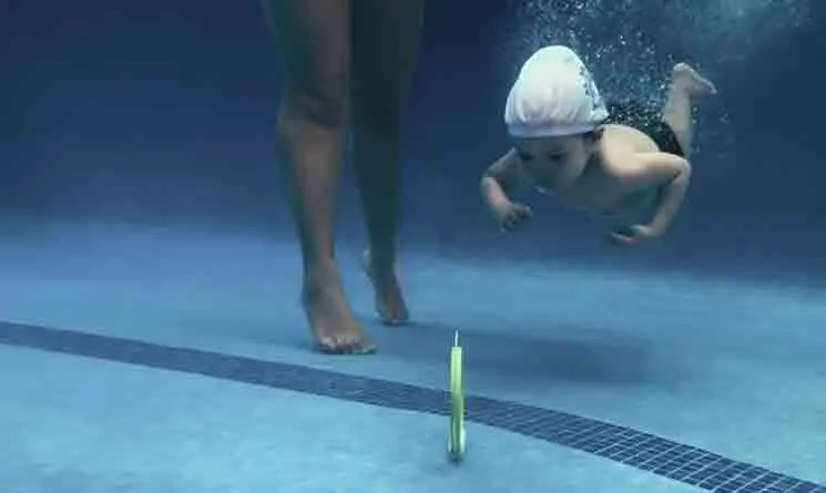 Video sobre la diversión de aprender a nadar