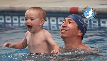 Video institucional de la escuela de natación Al Agua Patos